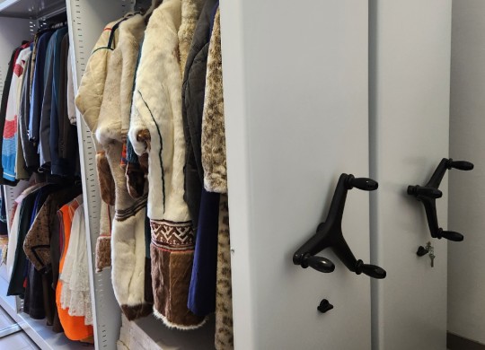 Мобильные стеллажи для музея