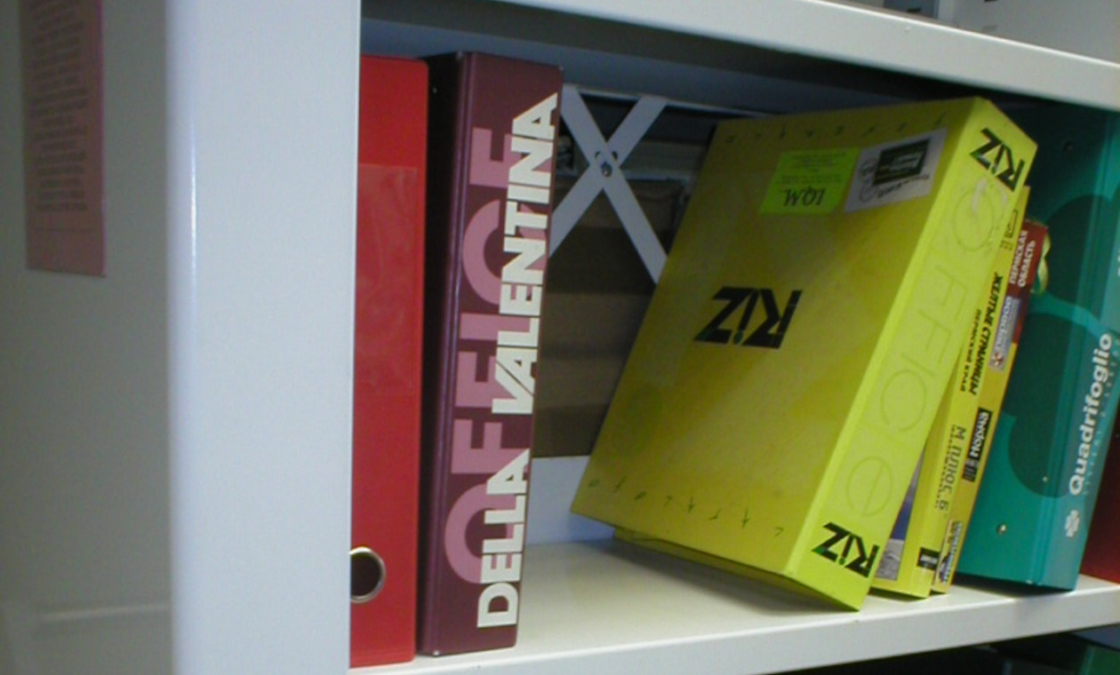 Ограничители полок